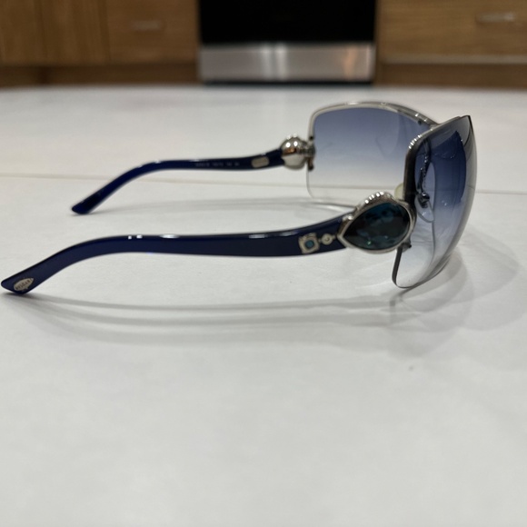 Authentic Bvlgari sunglasses - Picture 2 of 5